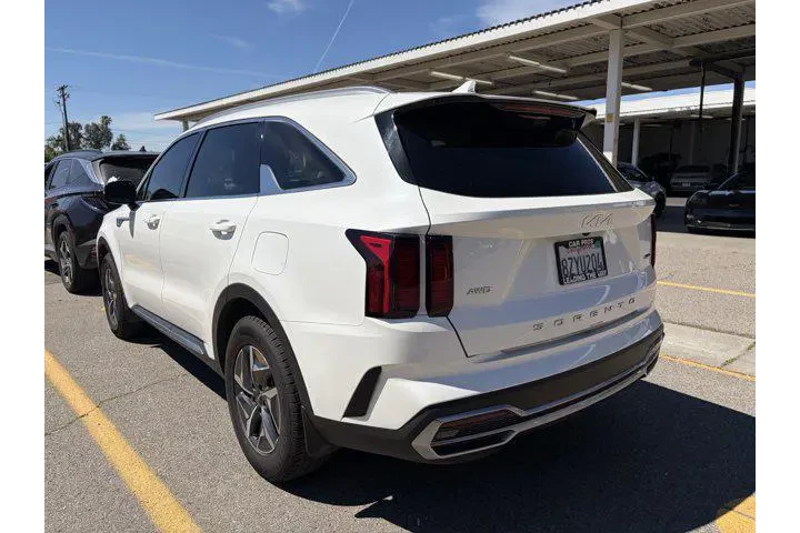 $23881 : Kia Sorento Hybrid 2022 AWD image 2