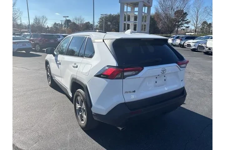 $26393 : Toyota RAV4 2024 XLE 4dr SUV image 7