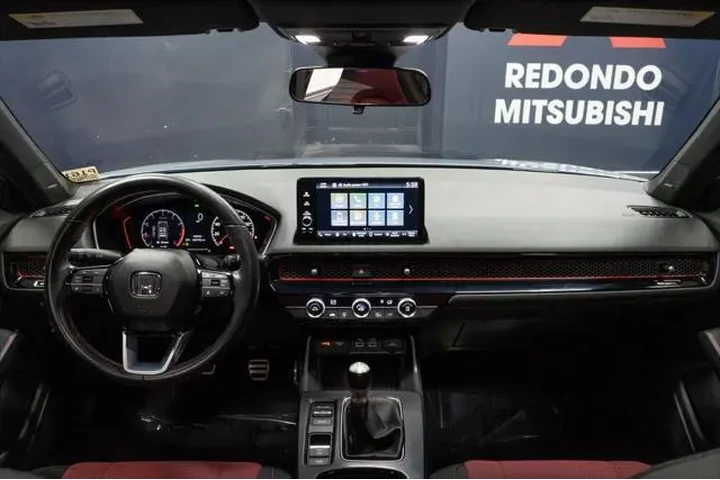 $27998 : Honda Civic 2024 Si 4dr Seda image 2