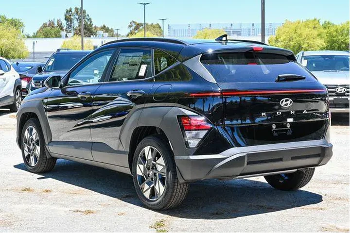 $22000 : Hyundai KONA 2025 SEL 4dr Cr image 7