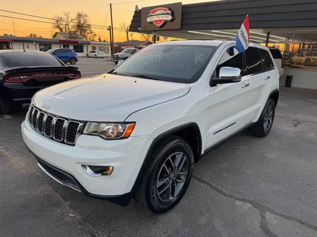 $17500 : 2018 Grand Cherokee Limited image 3