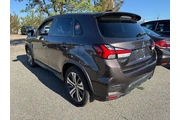 $16989 : Mitsubishi Outlander Sport 2 thumbnail