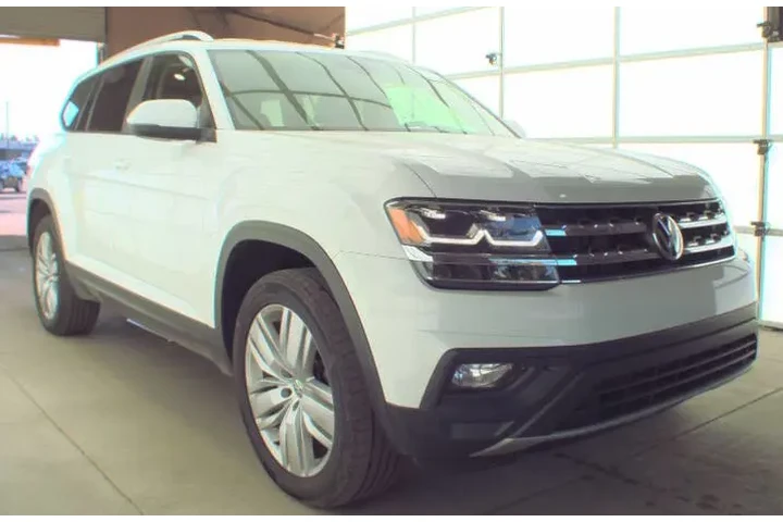 2019 Atlas V6 SE 4Motion image 4