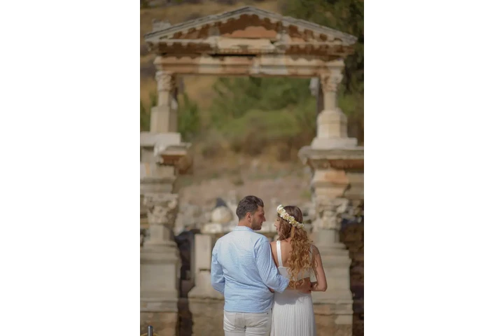 Top Destination Wedding Trends image 1