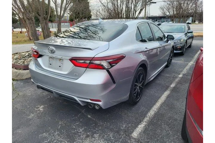 $22484 : Toyota Camry 2023 SE 4dr Sed image 4