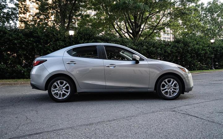 $13550 : 2016 SCION IA image 3