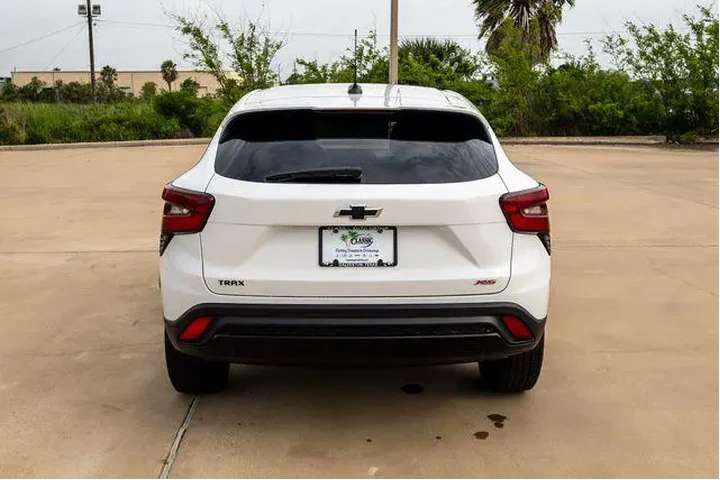 $21905 : Chevrolet Trax 2024 RS 4dr C image 3