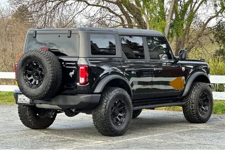 $39656 : Ford Bronco 2022 4x4 Black D image 4