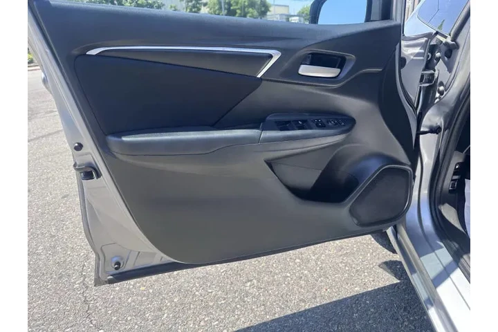 $11995 : 2017 Fit LX image 8