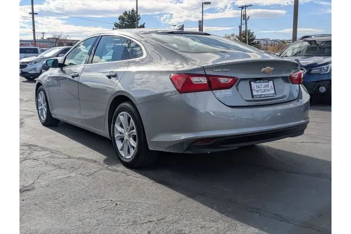 $17699 : Chevrolet Malibu 2024 LT 4dr image 5