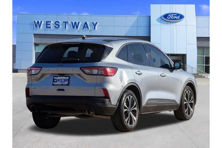 $18505 : Ford Escape 2022 SE 4dr SUV image 3