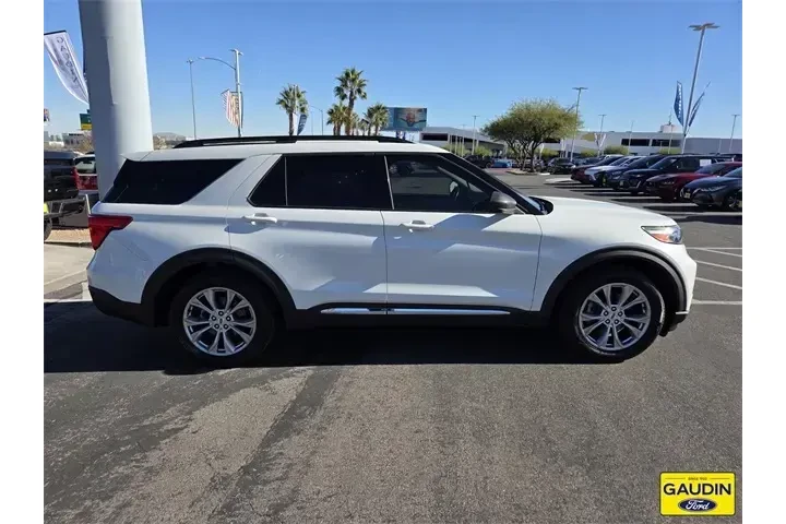 $22342 : Ford Explorer 2020 XLT 4dr S image 8