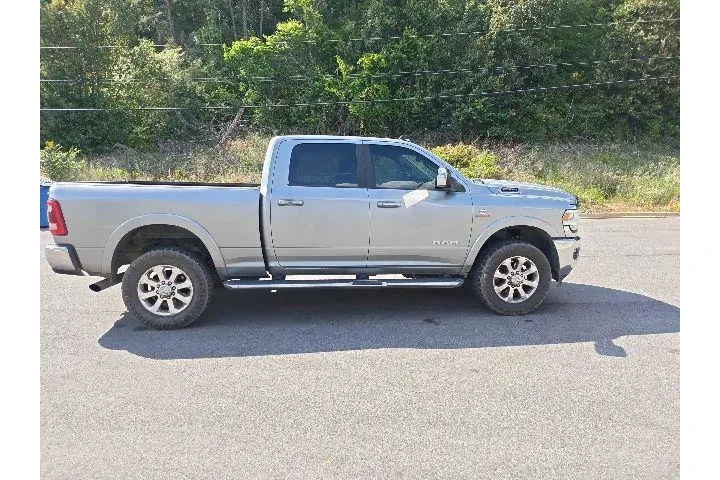 $34990 : Ram 2500 2019 4x4 Laramie 4d image 2