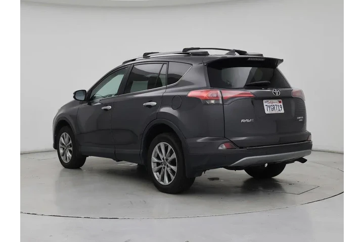 $25998 : Toyota RAV4 2017 AWD Limited image 2