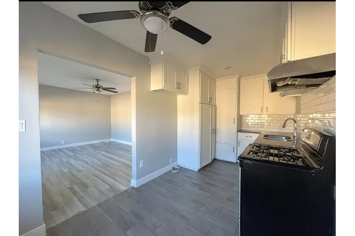$1100 : Apt. 1BA/1BD en Huntington🏡 image 8