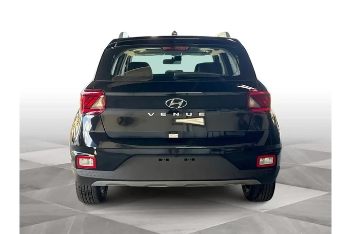 $17854 : Hyundai VENUE 2025 SEL 4dr C image 7