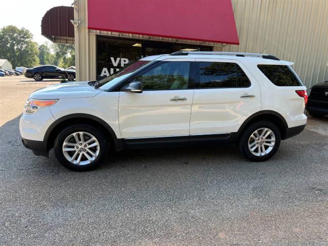 $9999 : 2015 Explorer XLT image 9