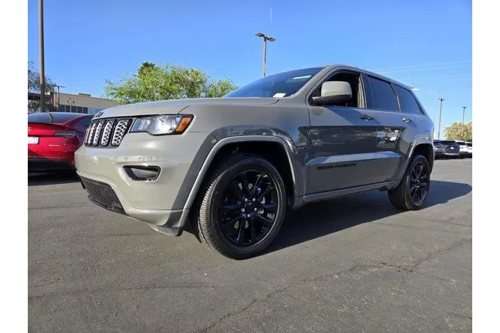 $29991 : Jeep Grand Cherokee 2021 4x4 image 2