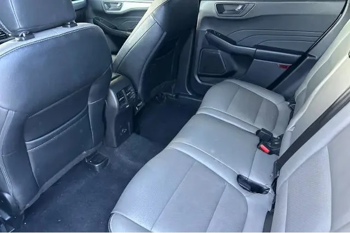 $19495 : Ford Escape Hybrid 2022 SE 4 image 7