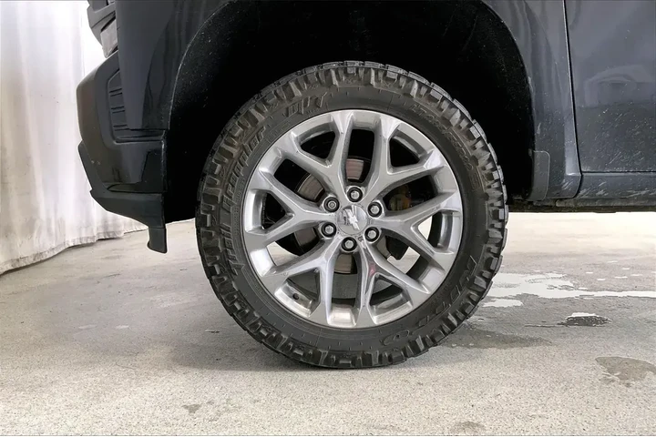 $32991 : Chevrolet Silverado 1500 202 image 6