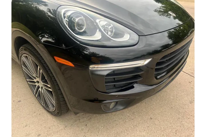 $15997 : 2016 Cayenne image 9