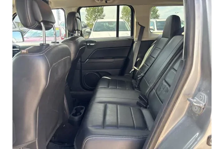 $5000 : Jeep Patriot 2015 4x4 High A image 10