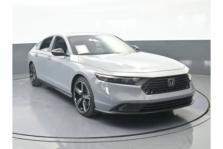 $27000 : Honda Accord Hybrid 2024 Spo image 9