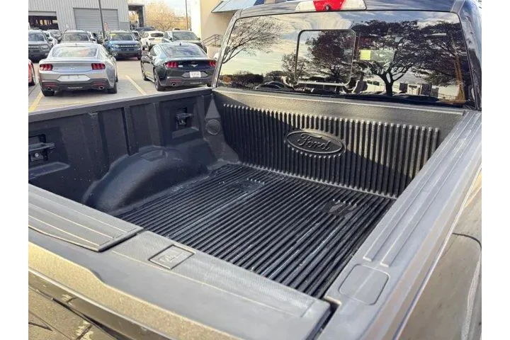 $35982 : Ford F-150 2021 4x4 Lariat 4 image 8