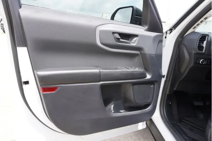 $23888 : Ford Bronco Sport 2023 AWD B image 8