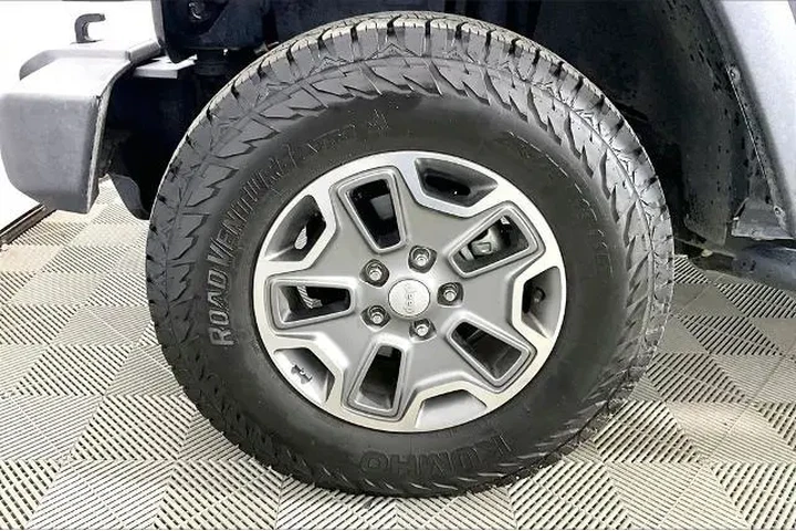 $25335 : Jeep Wrangler Unlimited 2016 image 7