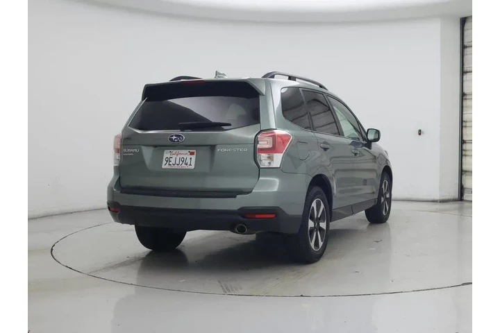 $17998 : Subaru Forester 2018 AWD 2.5 image 8