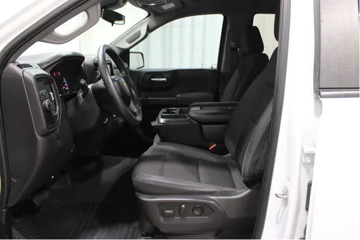 $28915 : Chevrolet Silverado 1500 202 image 3