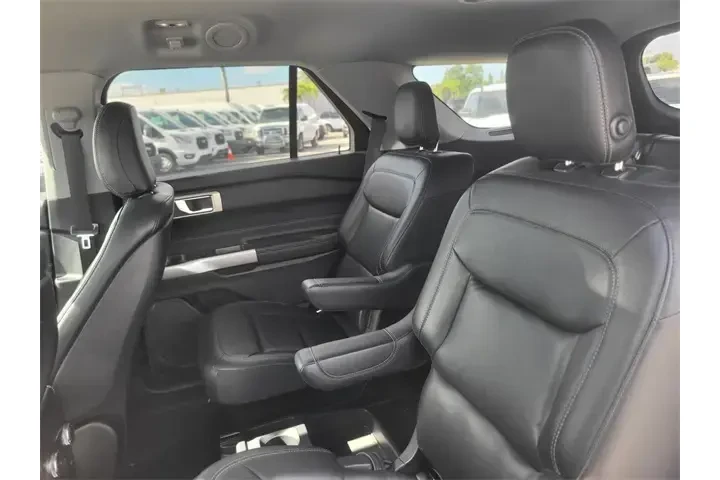 $23691 : Ford Explorer 2020 XLT 4dr S image 7