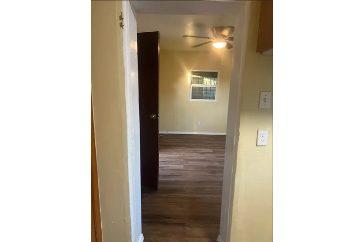 $1650 : Se Renta image 6