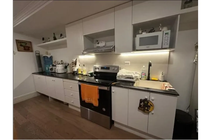 $100000 : Venta de apartamento en zona 5 image 3