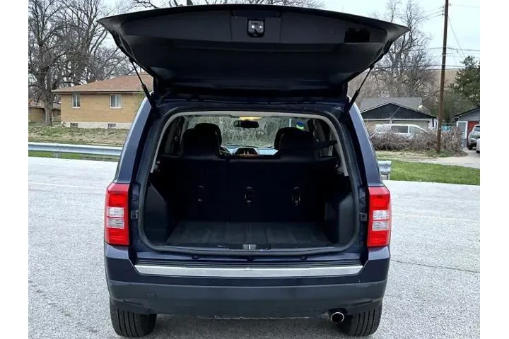 $9495 : Jeep Patriot 2016 4x4 Latitu image 9