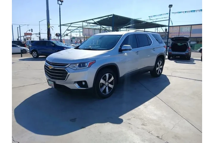 $20495 : 2020 CHEVROLET TRAVERSE image 2