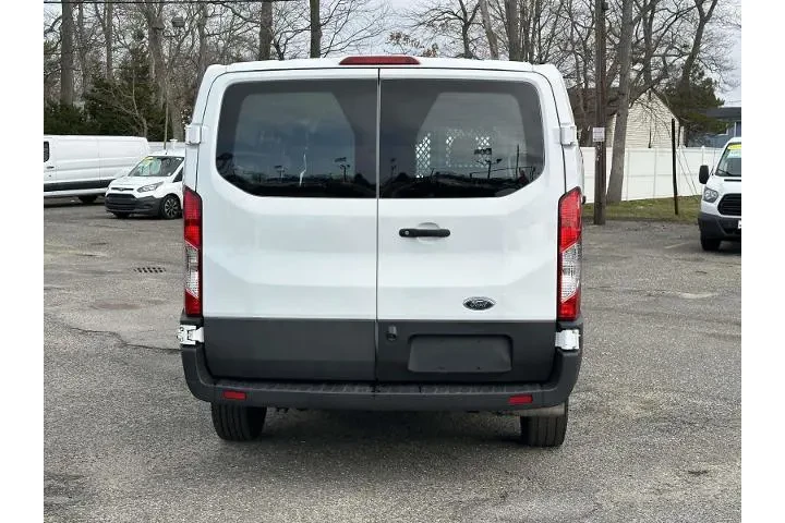 $32500 : Ford Transit 2022 250 3dr SW image 7