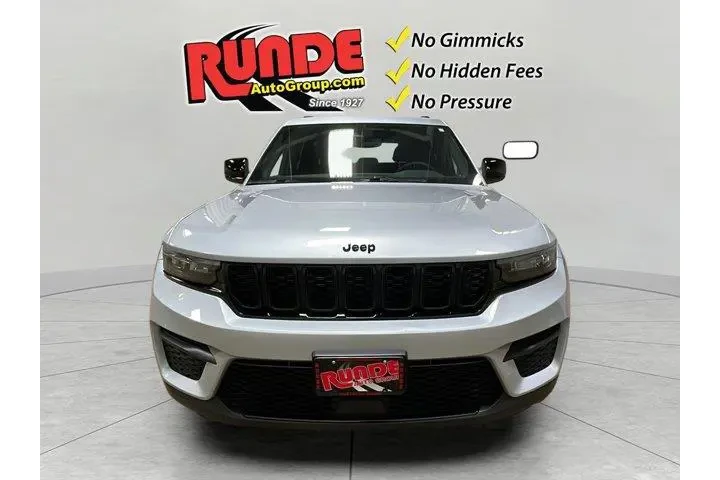 $31641 : Jeep Grand Cherokee 2023 4x4 image 8