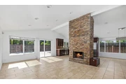 $2485 : 3 bedroom house in Lynwood thumbnail