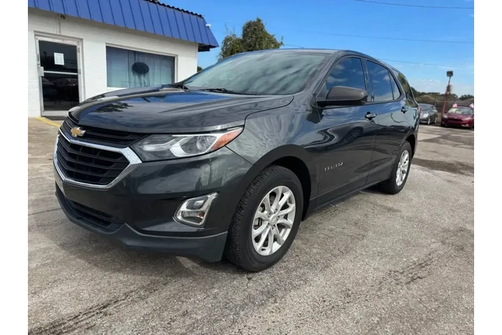 2018 CHEVROLET EQUINOX2018 CH image 2