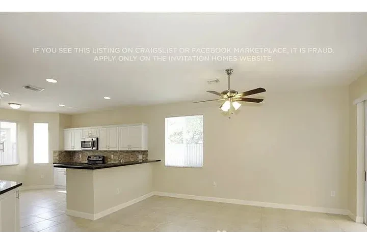 $2500 : HOUSE FOR RENT IN MIAMI FL image 5