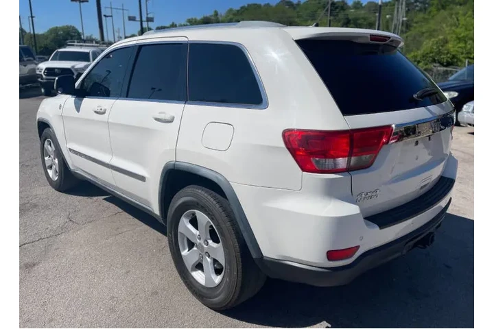 2012 Grand Cherokee image 6