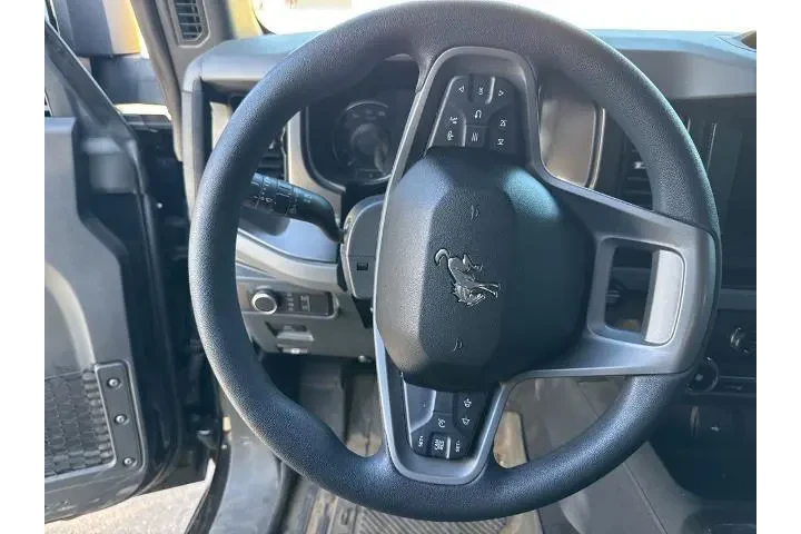 $39407 : Ford Bronco 2022 4x4 Base Ad image 7