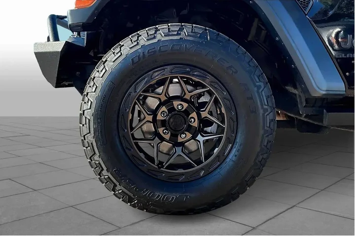 $23001 : Jeep Gladiator 2020 4x4 Spor image 10