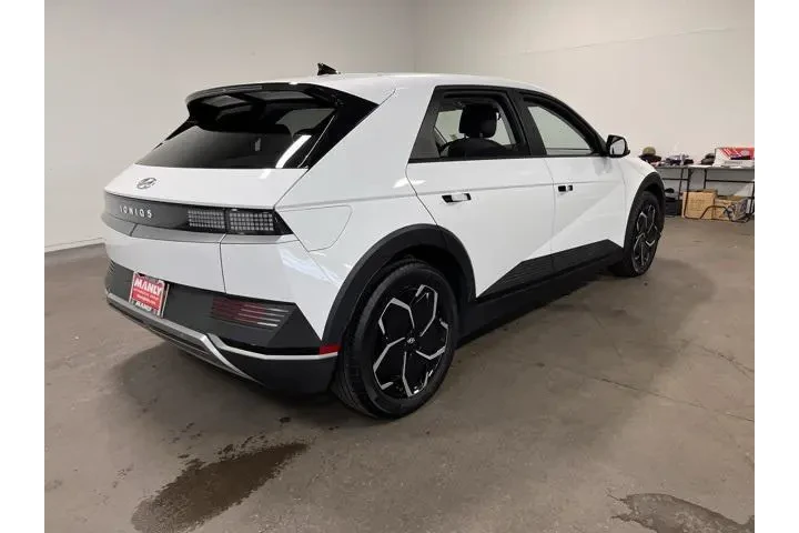 $26640 : Hyundai IONIQ 5 2024 AWD SEL image 5
