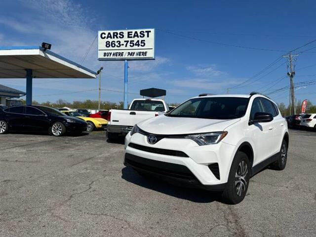 2016 RAV4 LE image 2