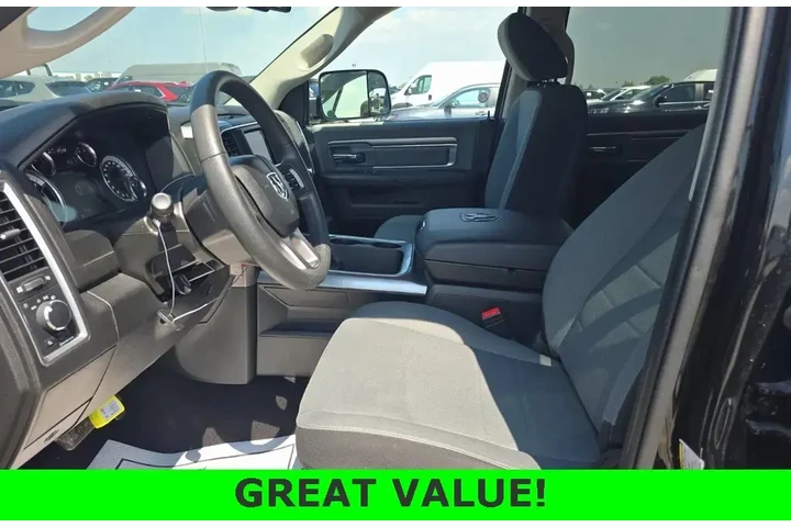 $29858 : Ram 1500 Classic 2023 4x4 SL image 6