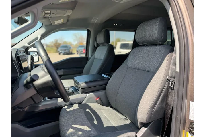 $37918 : Ford F-150 2021 4x4 XLT 4dr image 5