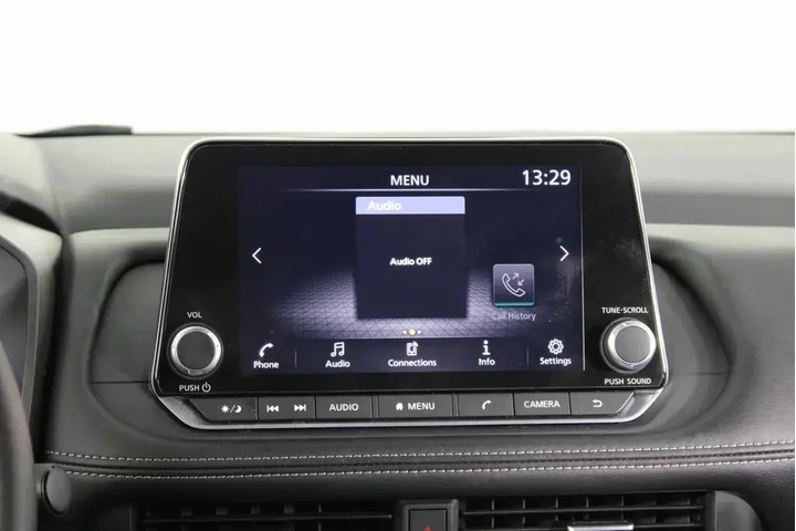 $21987 : Nissan Rogue 2024 SV 4dr Cro image 1